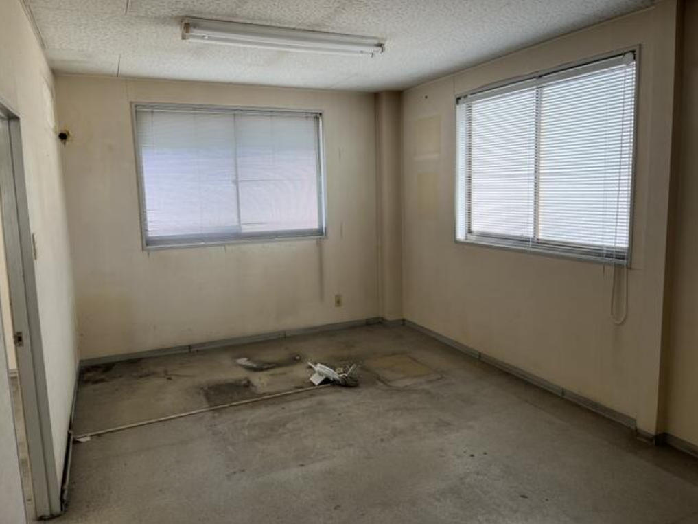 尼崎市武庫之荘7-10-1 武庫之荘貸倉庫