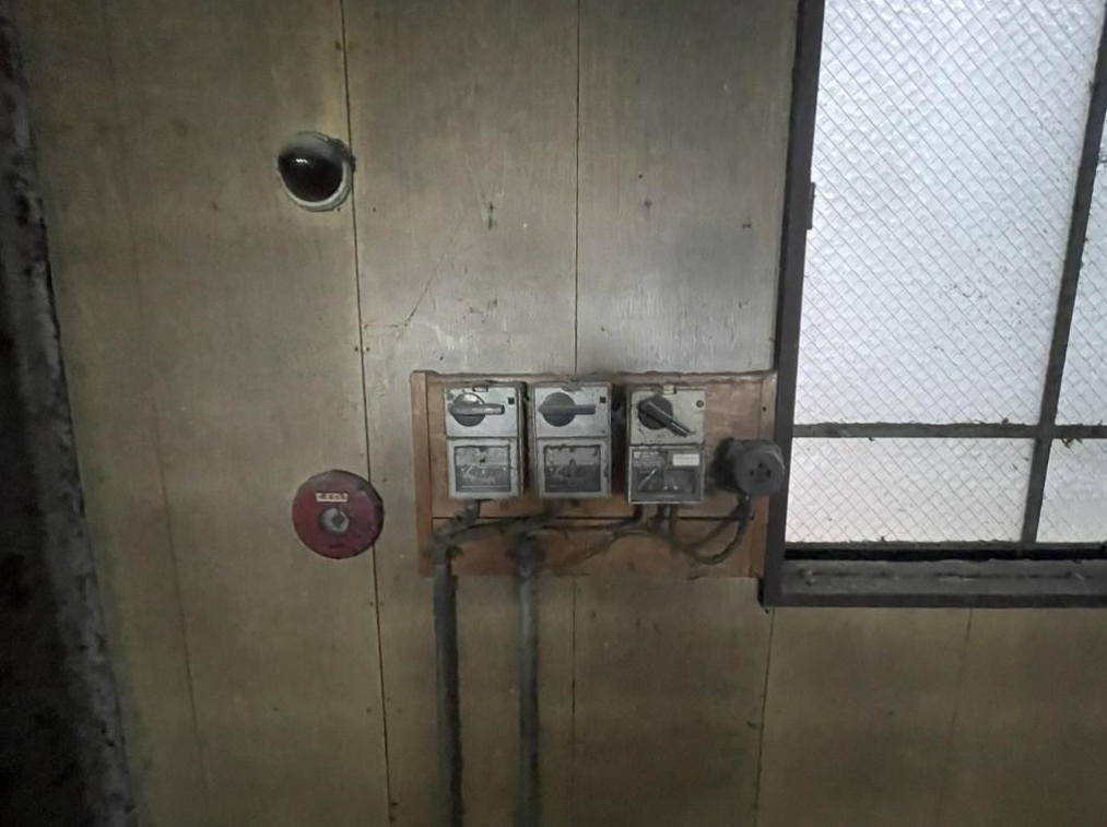 西脇市平野町160-1 西脇貸倉庫